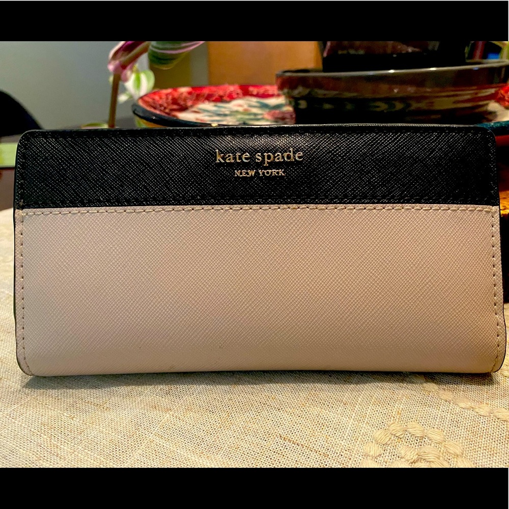 Kate Spade staci colorblock L slim bifold wallet